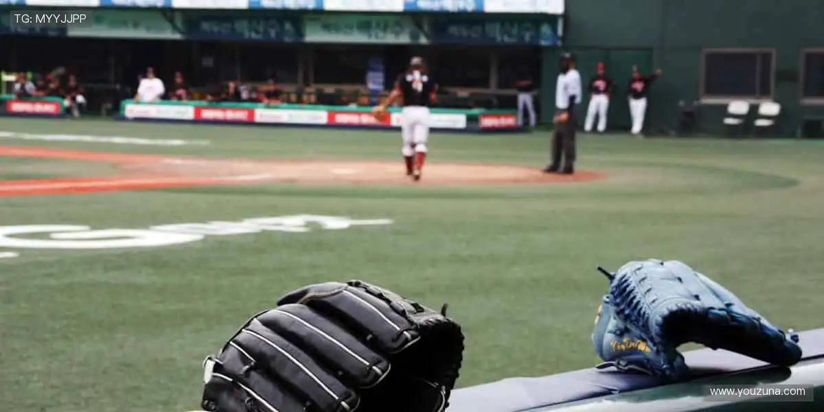 🛒周边好物，把热爱穿在身上、握在手里！🎁